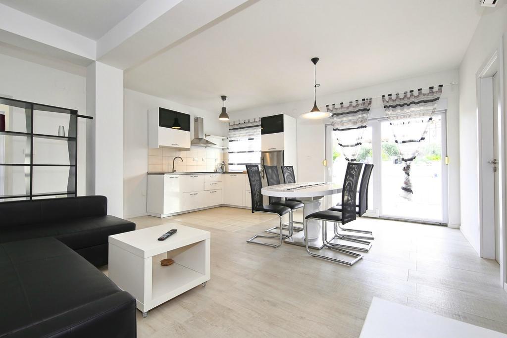 Apartments Matkovic สเวติ ฟิลลิปปี ยาคอฟ ภายนอก รูปภาพ